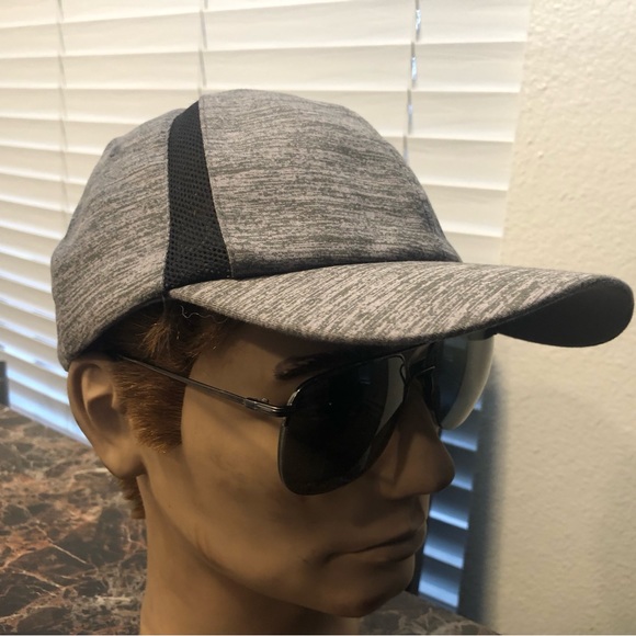 LAYER 8 Women’s Gray Silver Running Lightweight Baseball Hats Size One - Picture 2 of 12